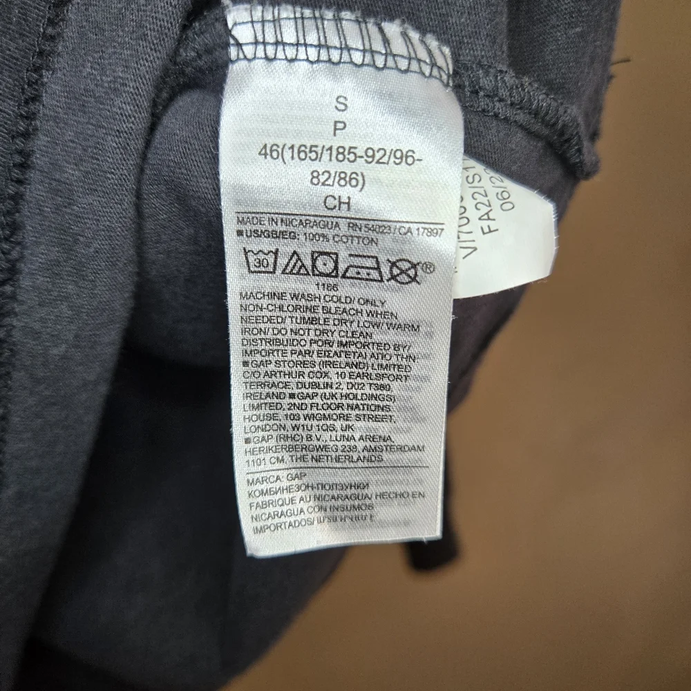 GAP X Jean-Michel Basquiat Men's Black Longsleeve T-shirt Size Small Modern Art - Picture 7 of 8